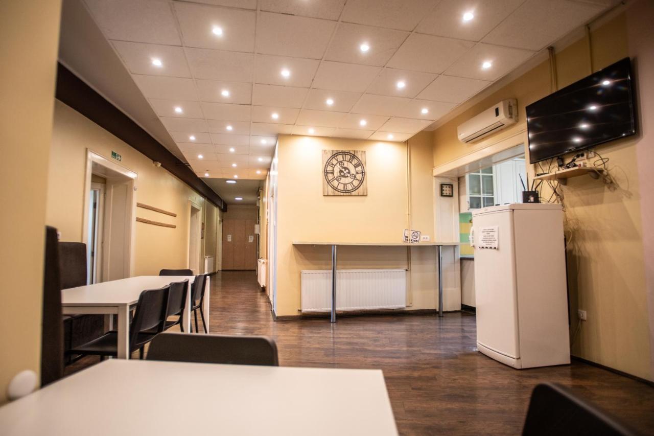 All In Hostel 贝尔格莱德 外观 照片
