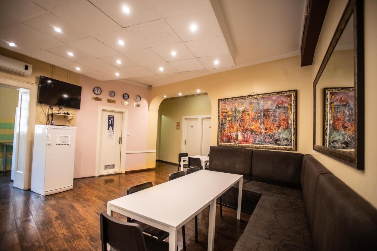 All In Hostel 贝尔格莱德 外观 照片