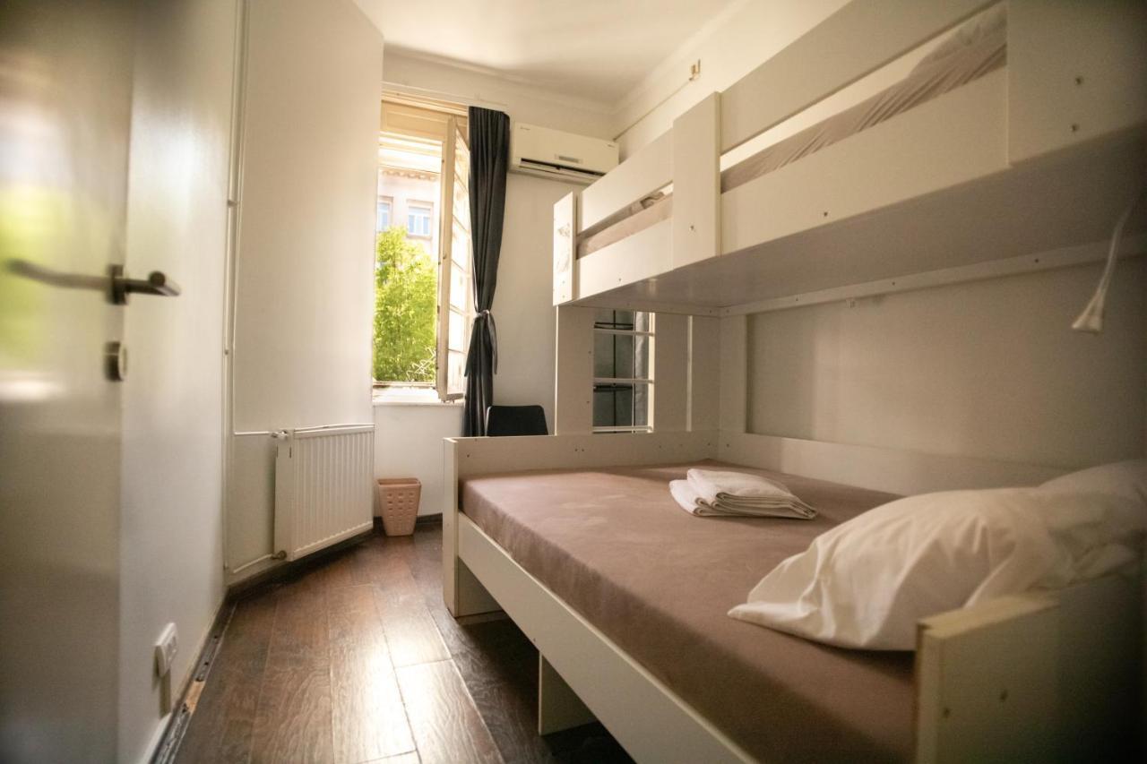 All In Hostel 贝尔格莱德 外观 照片