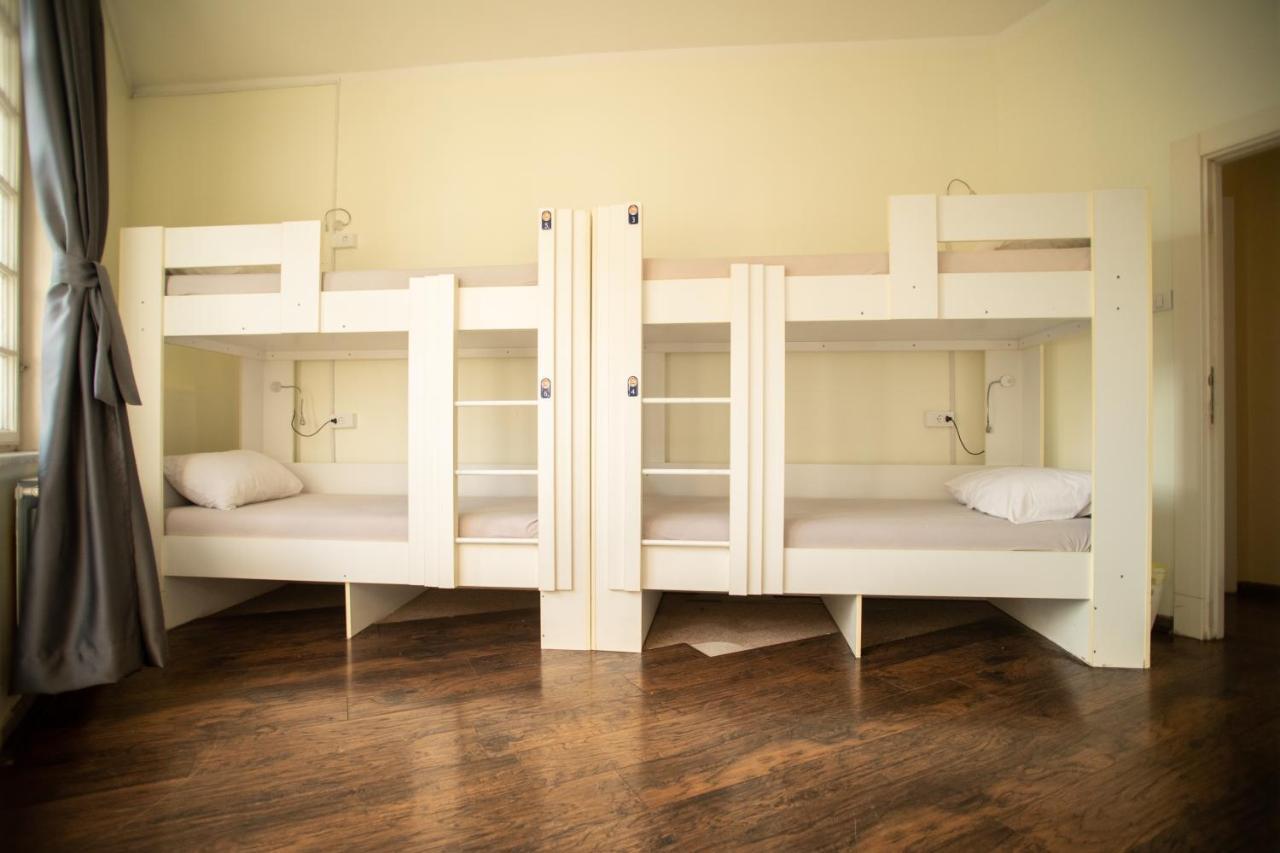 All In Hostel 贝尔格莱德 外观 照片