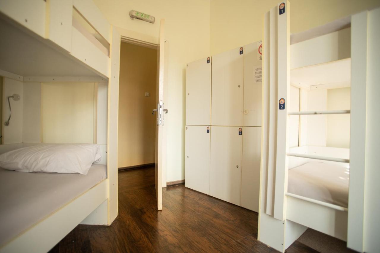 All In Hostel 贝尔格莱德 外观 照片
