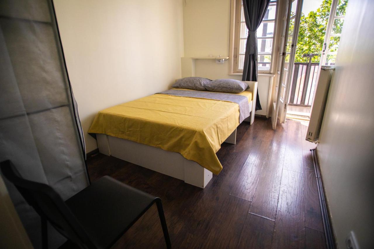 All In Hostel 贝尔格莱德 外观 照片
