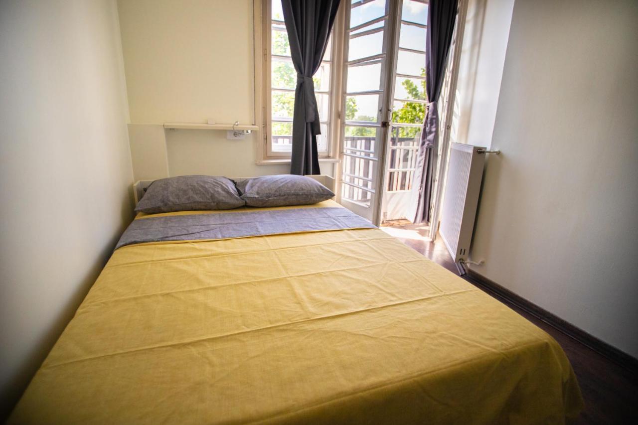 All In Hostel 贝尔格莱德 外观 照片